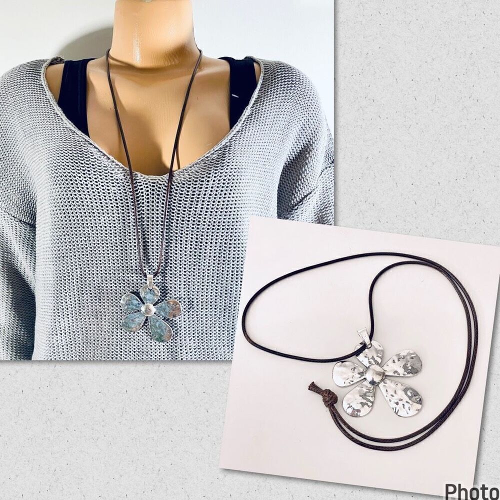 NWT Gorgeous Boho Silver Big Flower Brown Pu Suede Super Long Necklace